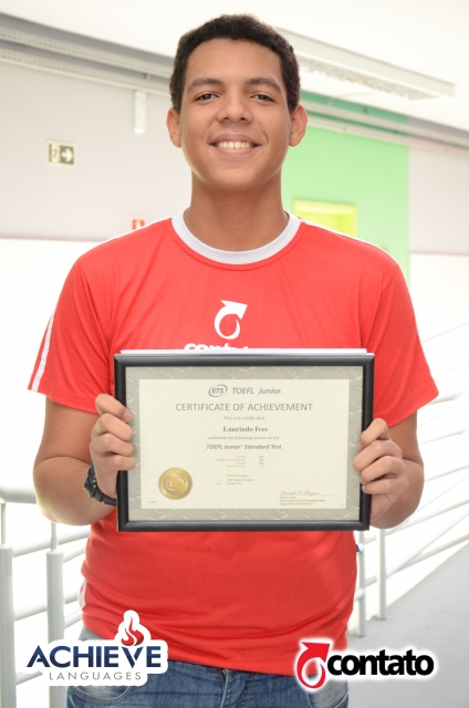 Entrega do Certificate Of Achievement - TOEFL