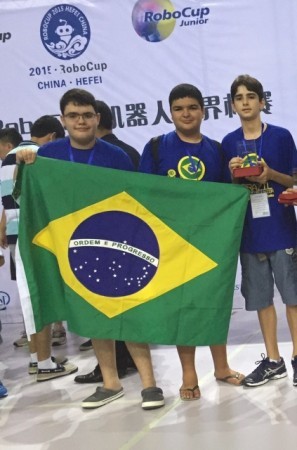 Equipe de Robótica conquista 3º lugar na RoboCup 2015 na China